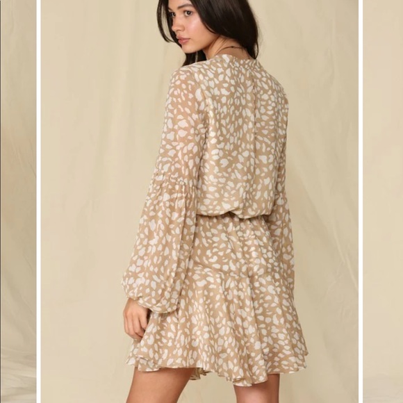 NWT Long Sleeve Dress - Size Small - Picture 3 of 5